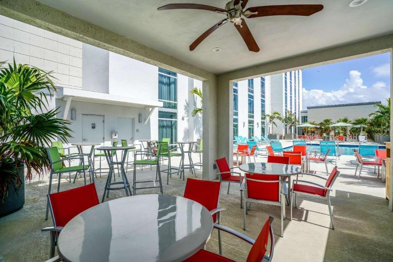 Hotel Dello Ft Lauderdale Airport, Tapestry Collection By Hilton Dania Beach Exterior photo