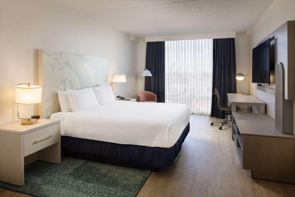 Hotel Dello Ft Lauderdale Airport, Tapestry Collection By Hilton Dania Beach Room photo